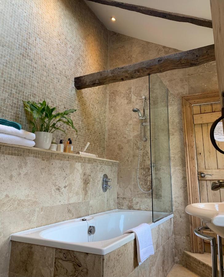 The Garden Suite Harrogate Esterno foto
